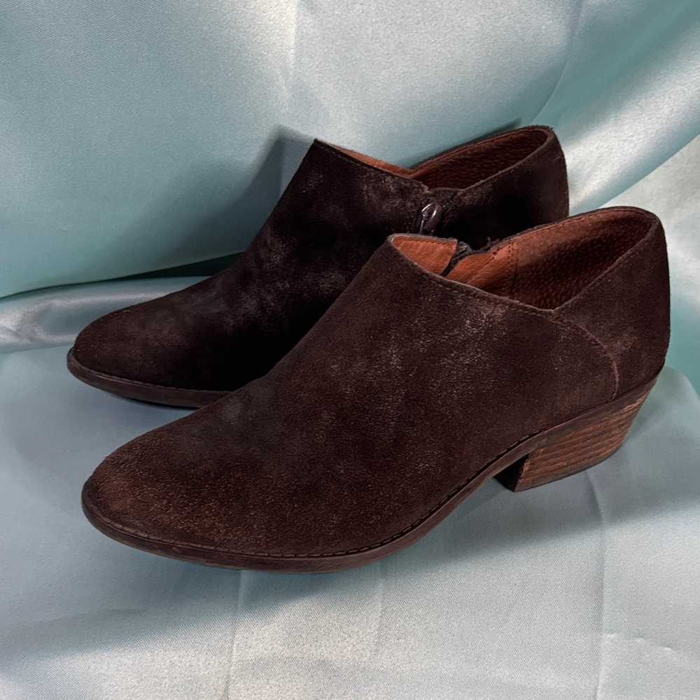 Lucky Brand Farryn Suede Booties